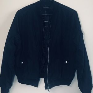 Black bomber jacket Forever 21